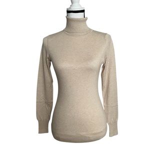 Banana Republic silk blend Cream beige Turtleneck Sweater